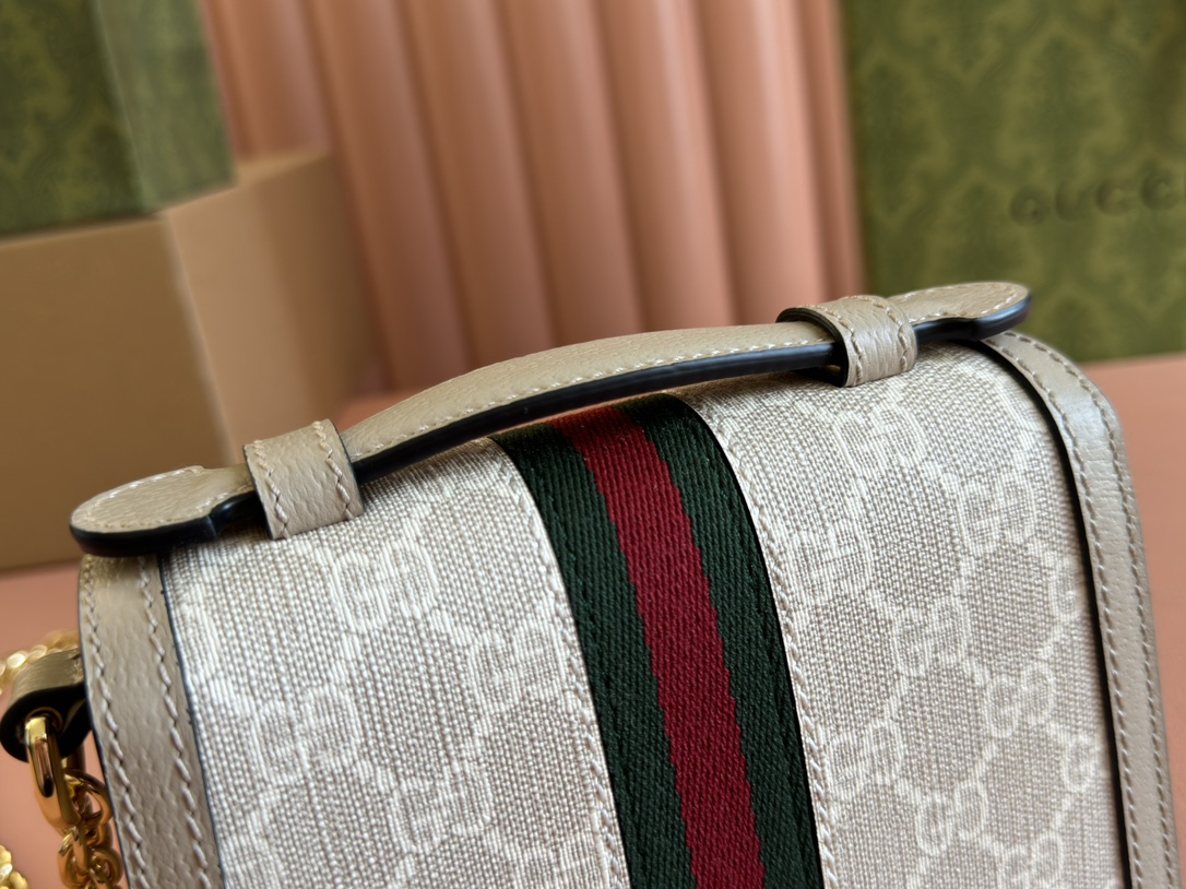 Gucci Satchel Bags